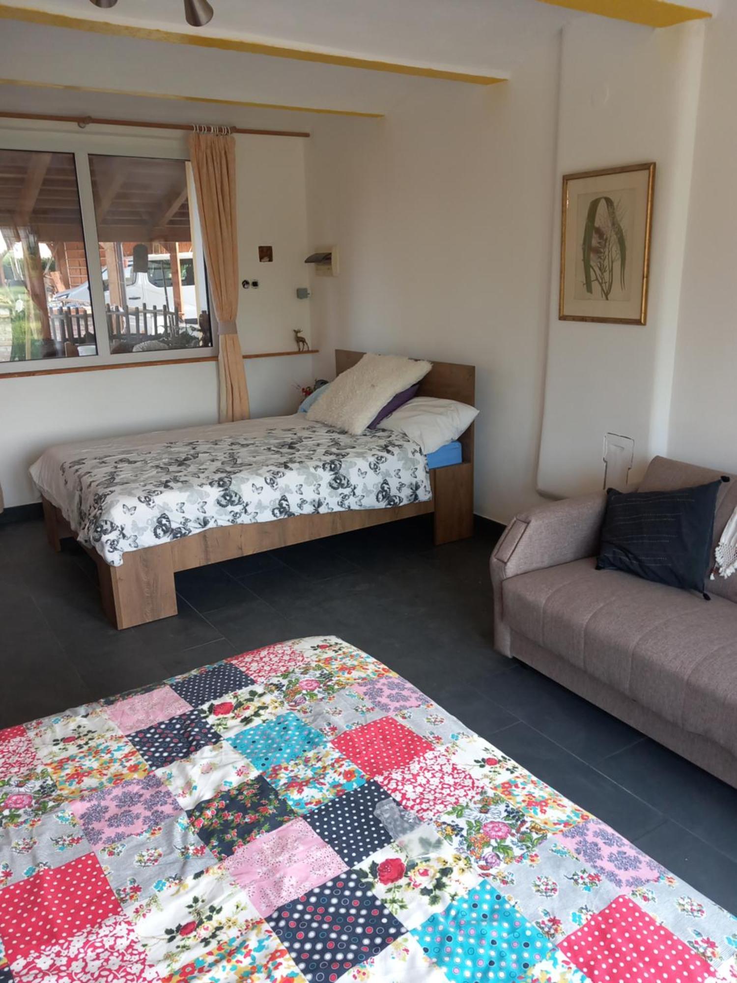 Mill House Apartment And Camping ليوتومير المظهر الخارجي الصورة